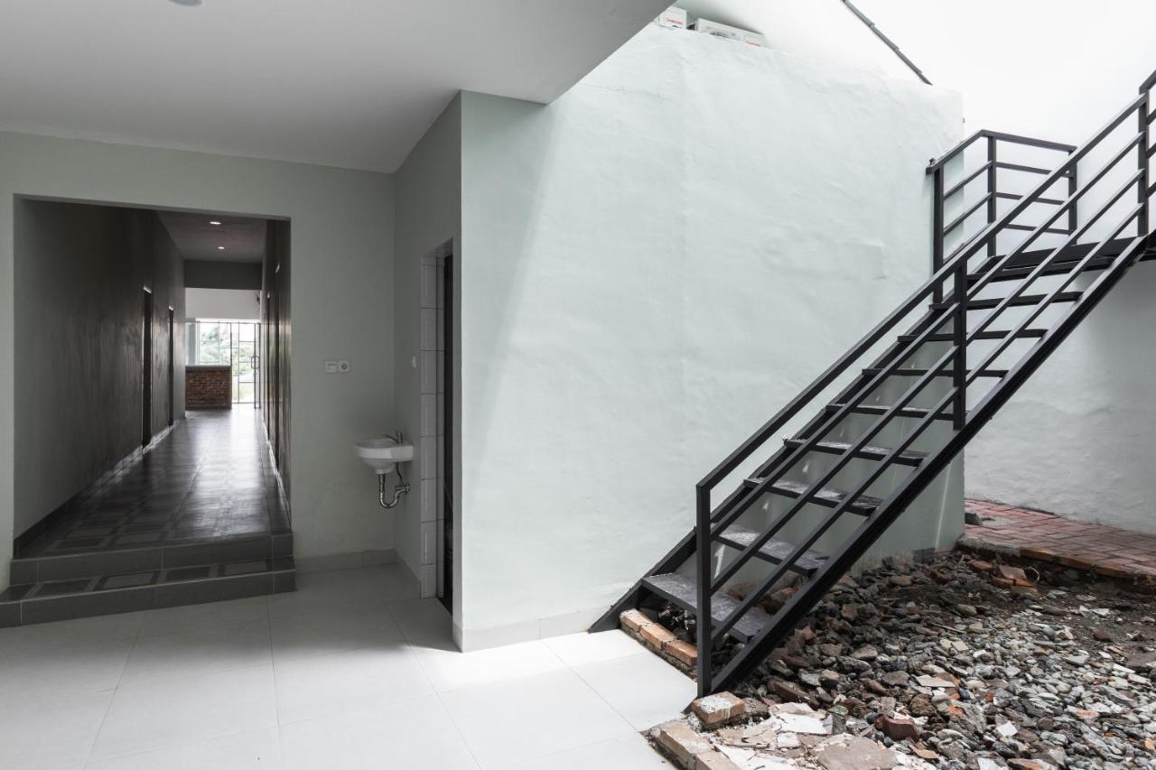Reddoorz Plus Near Rs Usu Medan 2 Exterior photo